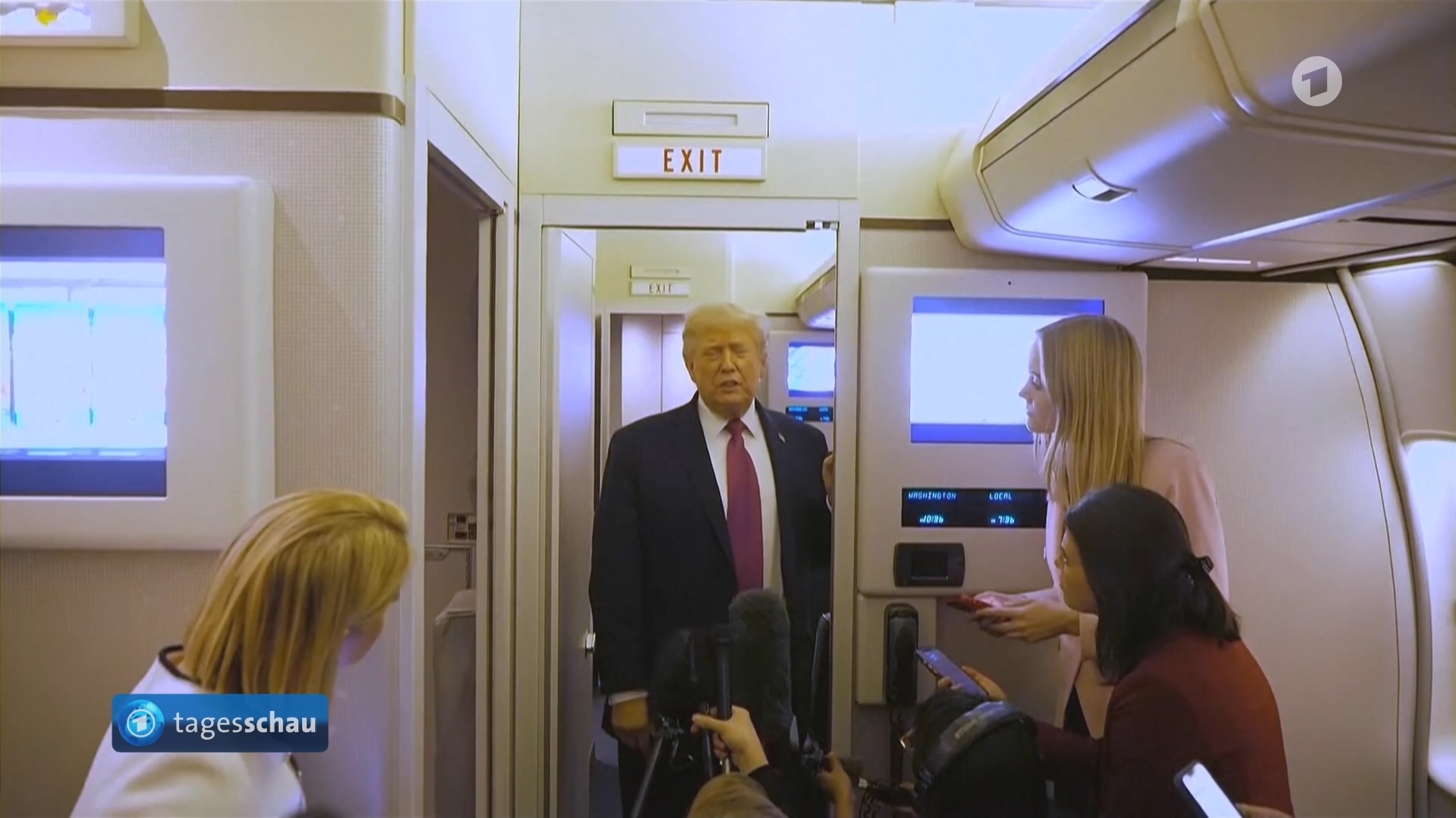 Der Lotse geht von Bord